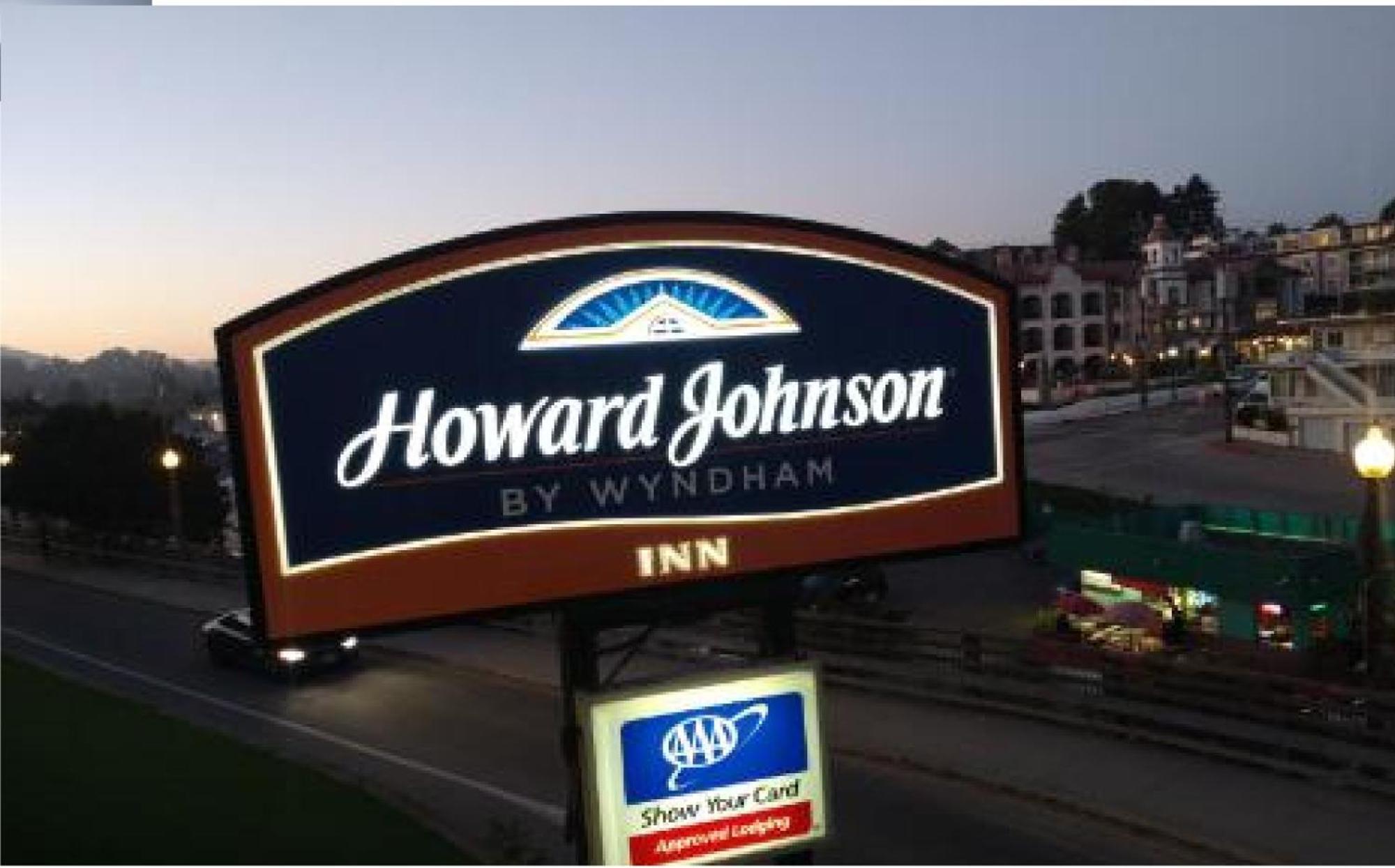 Howard Johnson By Wyndham Santa Cruz Beach Boardwalk Exterior photo